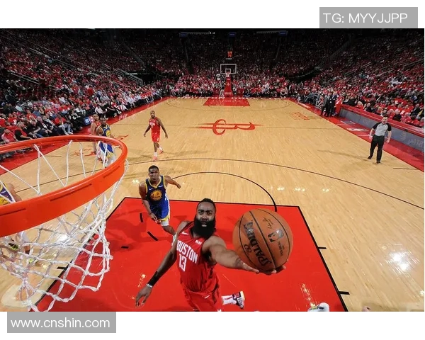 捷克与苏格兰在土伦杯激战正酣精彩对决引发球迷热议 捷克与苏格兰在土伦杯激战正酣精彩对决引发球迷热议