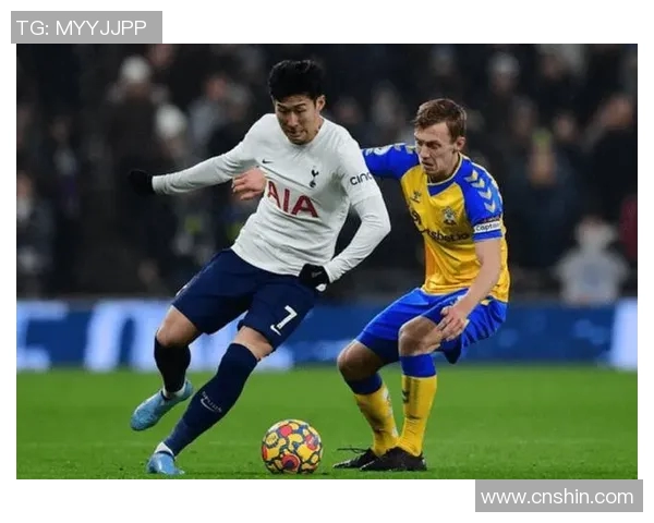 尤文图斯遭遇热刺逆袭失利赛场风云再起引发球迷热议 尤文图斯遭遇热刺逆袭失利赛场风云再起引发球迷热议